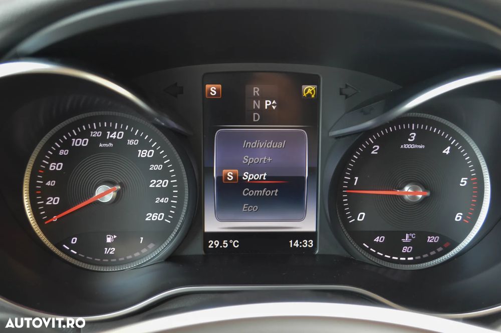 Mercedes-Benz GLC Coupe 220 d 4Matic 9G-TRONIC AMG Line - 11