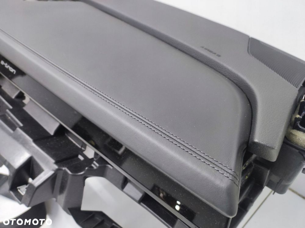 deska konsola poduszki pasy audi q8 etron skóra orginał - 3