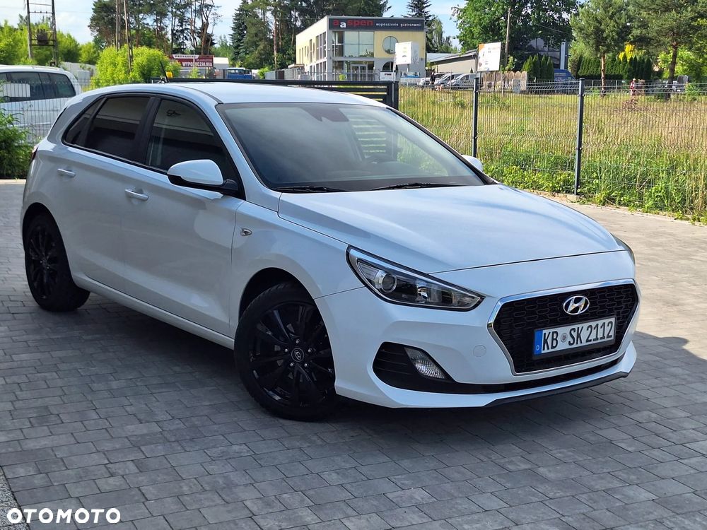 Hyundai i30 1.4 Select - 29