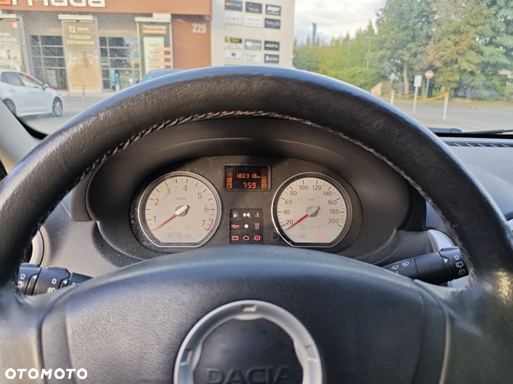 Dacia Sandero - 2