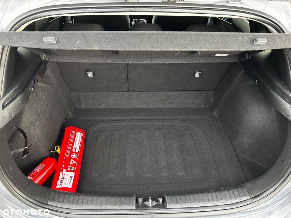 Kia Ceed 1.5 T-GDI OPF Vision - 36