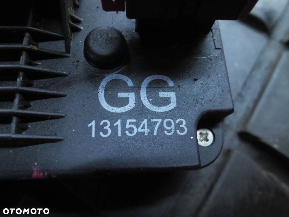 OPEL MERIVA A ZAMEK DRZWI TYŁ LEWY TYLNY 13154793 - 2