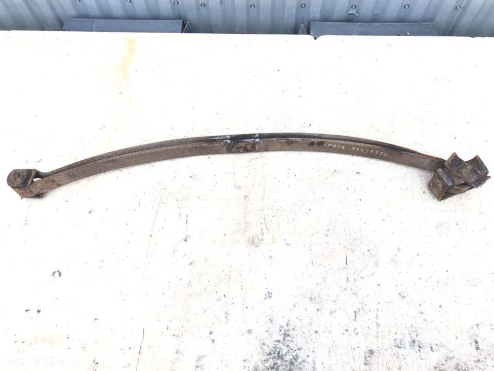 RESOR PRAWY TYŁ - 168.00 PLN - IVECO DAILY III Autobus 1999 - 2006 35 S 13, 40 C 13, 50 C 13 92 kW - 4