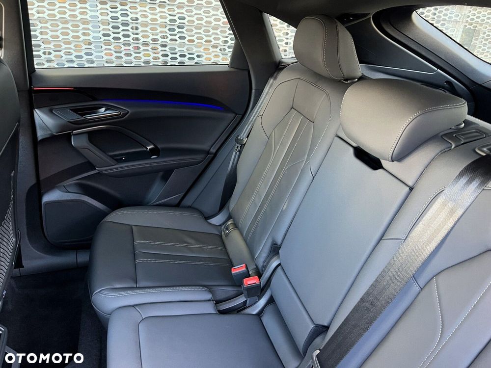 Audi Q5 Sportback - 25
