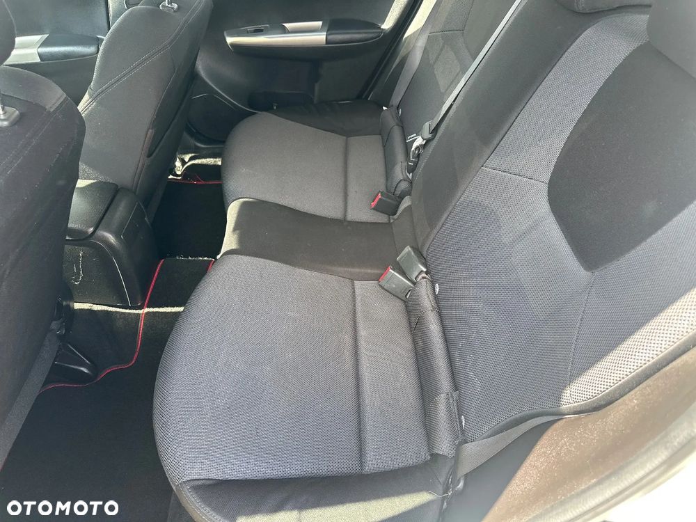 Subaru Impreza - 22
