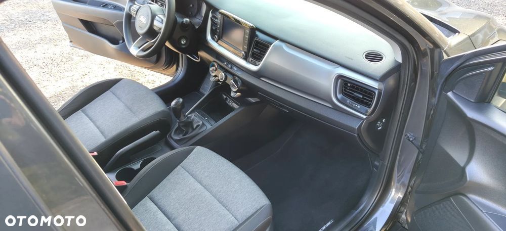 Kia Stonic - 12