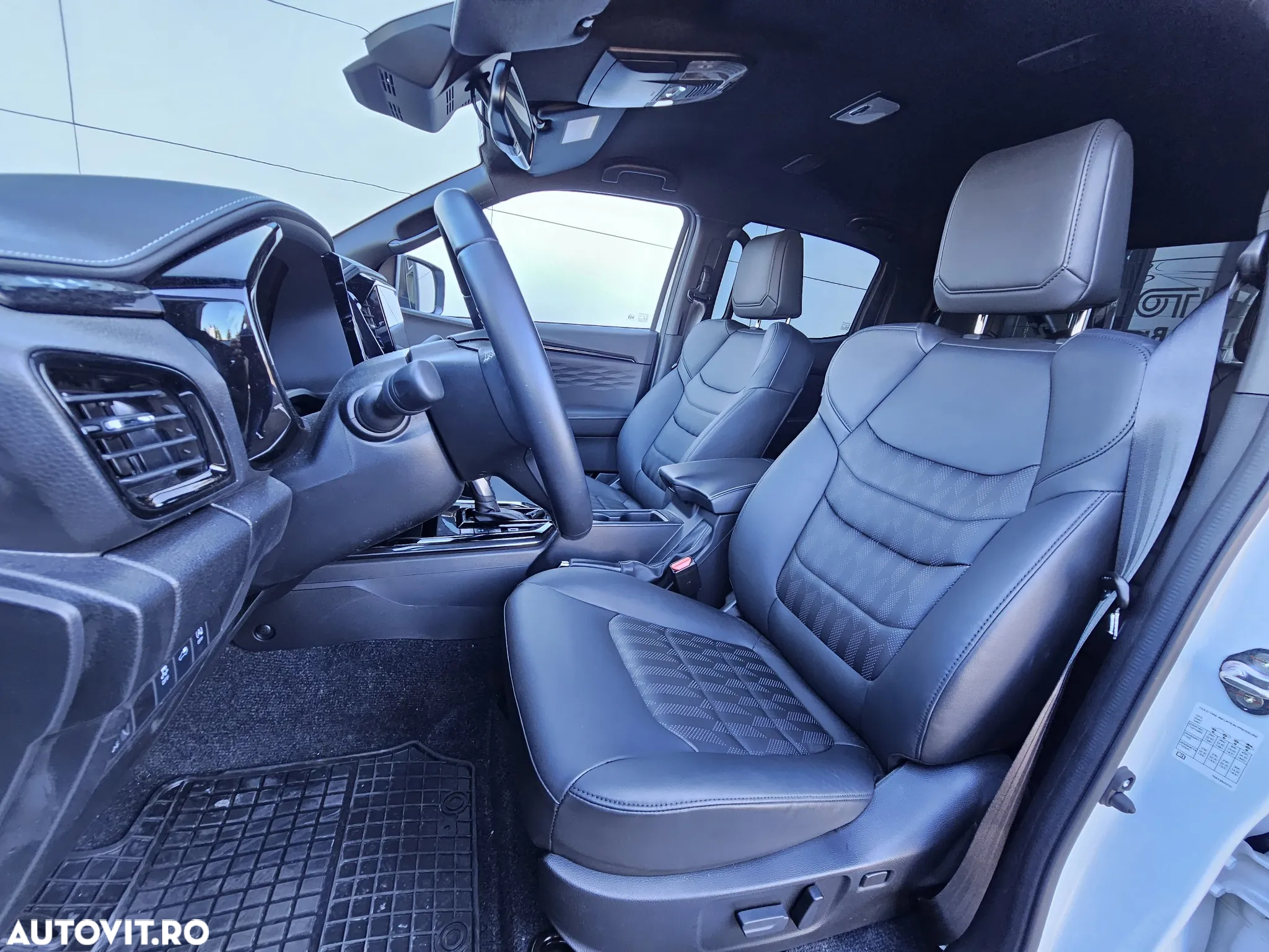 Isuzu D-Max 1.9 DSL 4x4 Double Cab 6AT Executive - 10