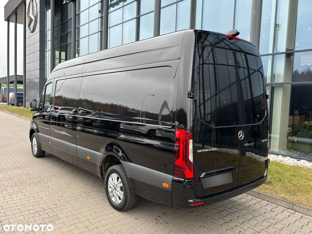 Mercedes-Benz Sprinter - 14