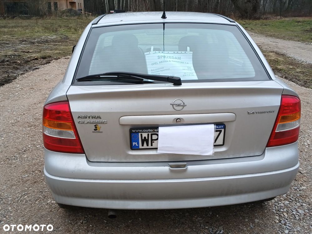Opel Astra 1.4 - 3