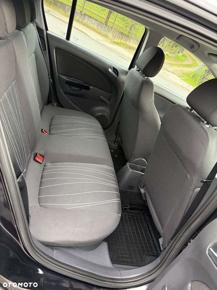 Opel Corsa 1.4 16V Cool - 28