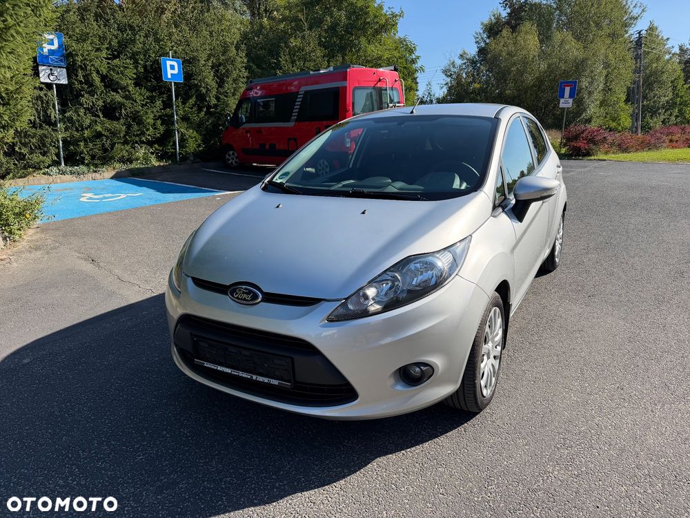 Ford Fiesta - 2