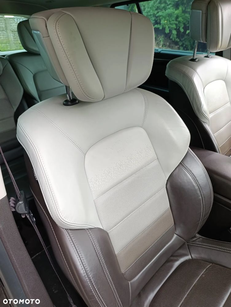 Renault Espace 1.6 TCE Initiale Paris EDC 7os - 16