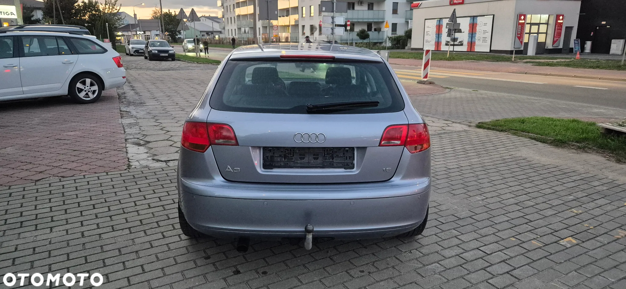 Audi A3 Sportback 1.6 Attraction - 6