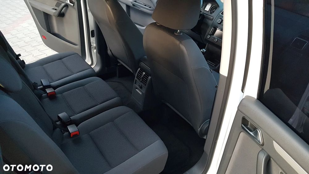 Volkswagen Touran 1.2 TSI CityLine - 20