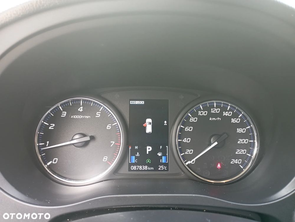 Mitsubishi Outlander 2.0 Intense 4WD CVT - 14