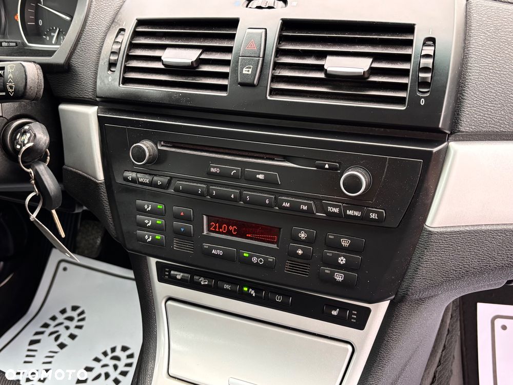BMW X3 - 32
