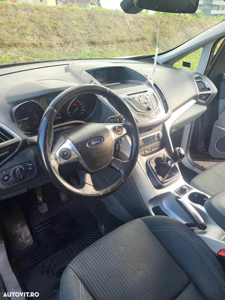 Ford C-Max - 8