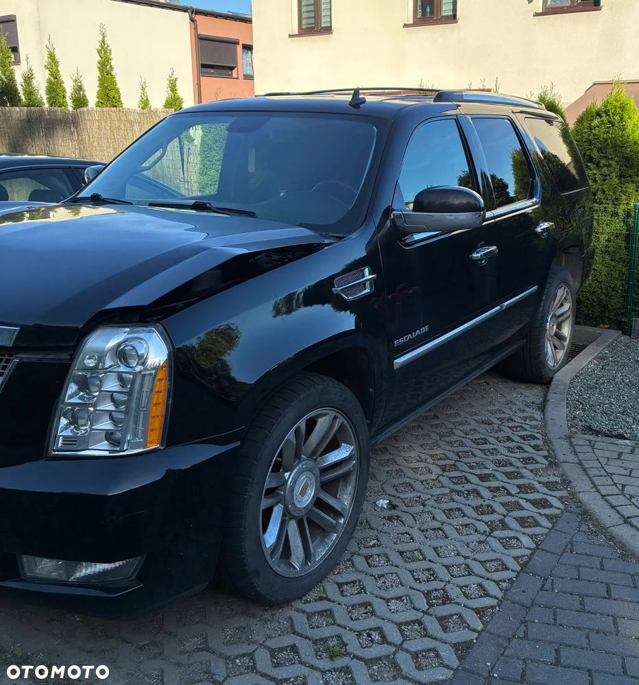 Cadillac Escalade 6.2 V8 Sport Luxury - 4