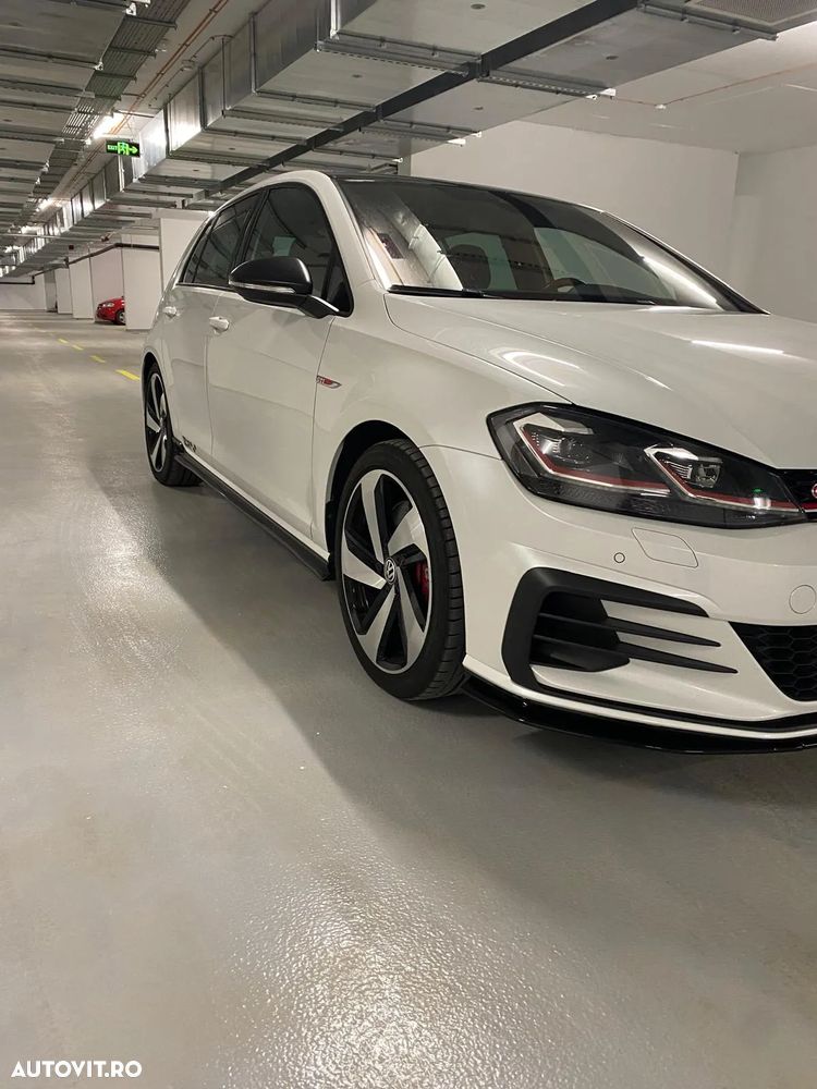 Volkswagen Golf GTI TCR 2.0 TSI OPF DSG - 6