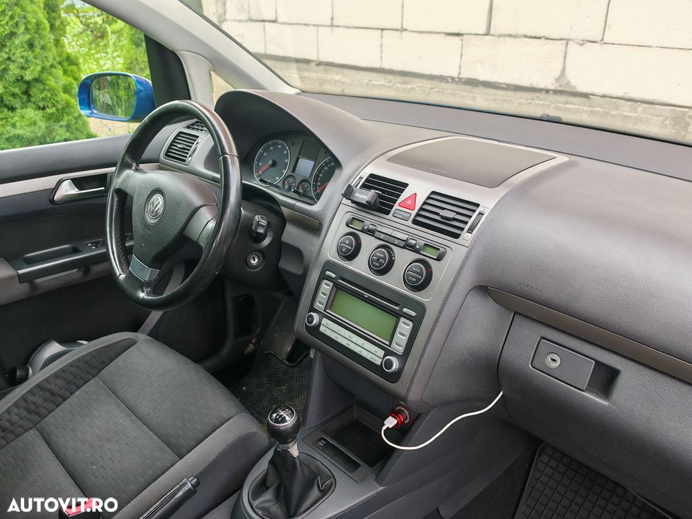Volkswagen Touran 1.4 TSI Comfortline - 7