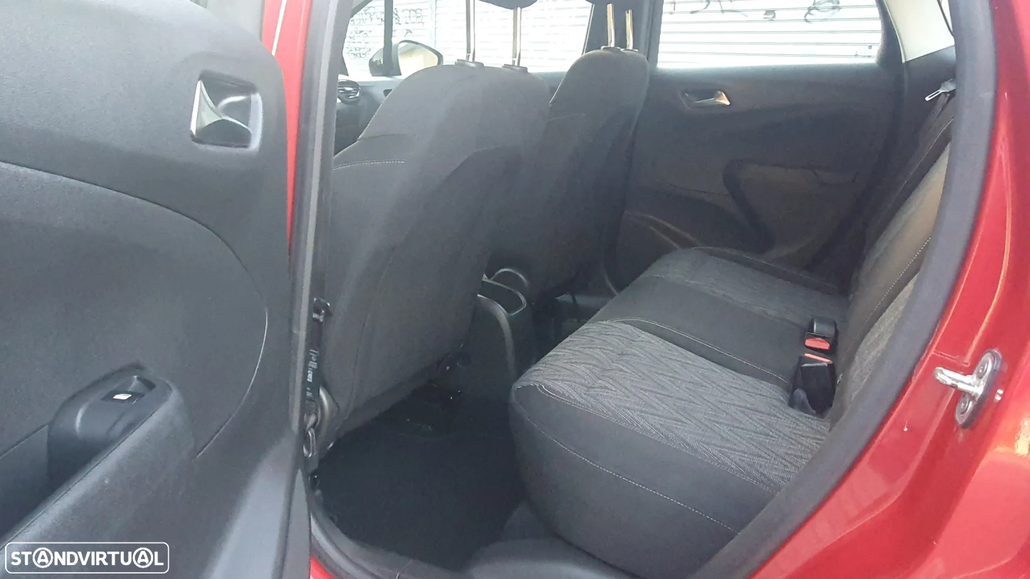 Opel Crossland X 1.2 T 2020 - 19