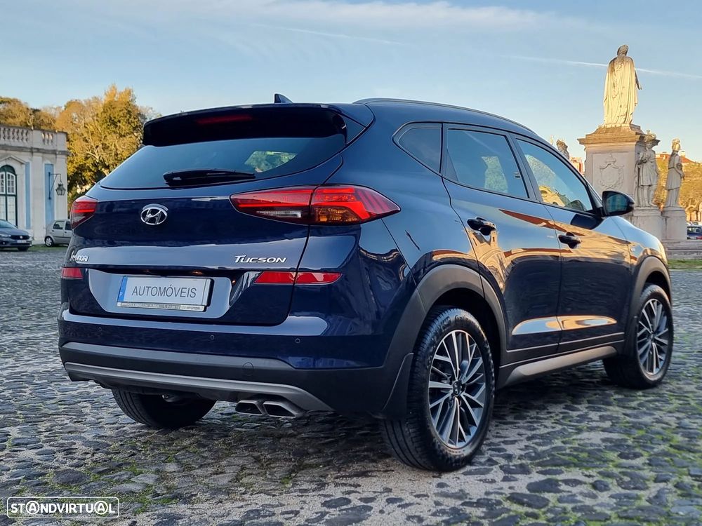 Hyundai Tucson - 2
