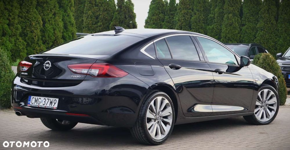 Opel Insignia - 8