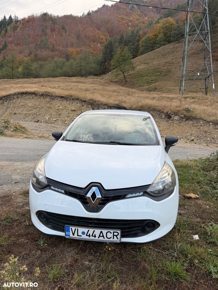 Renault Clio - 1