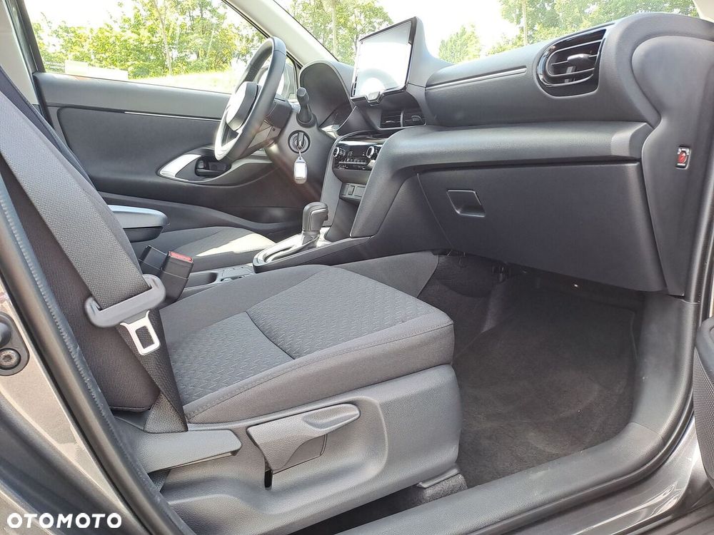 Toyota Yaris Cross Hybrid 1.5 Comfort - 29