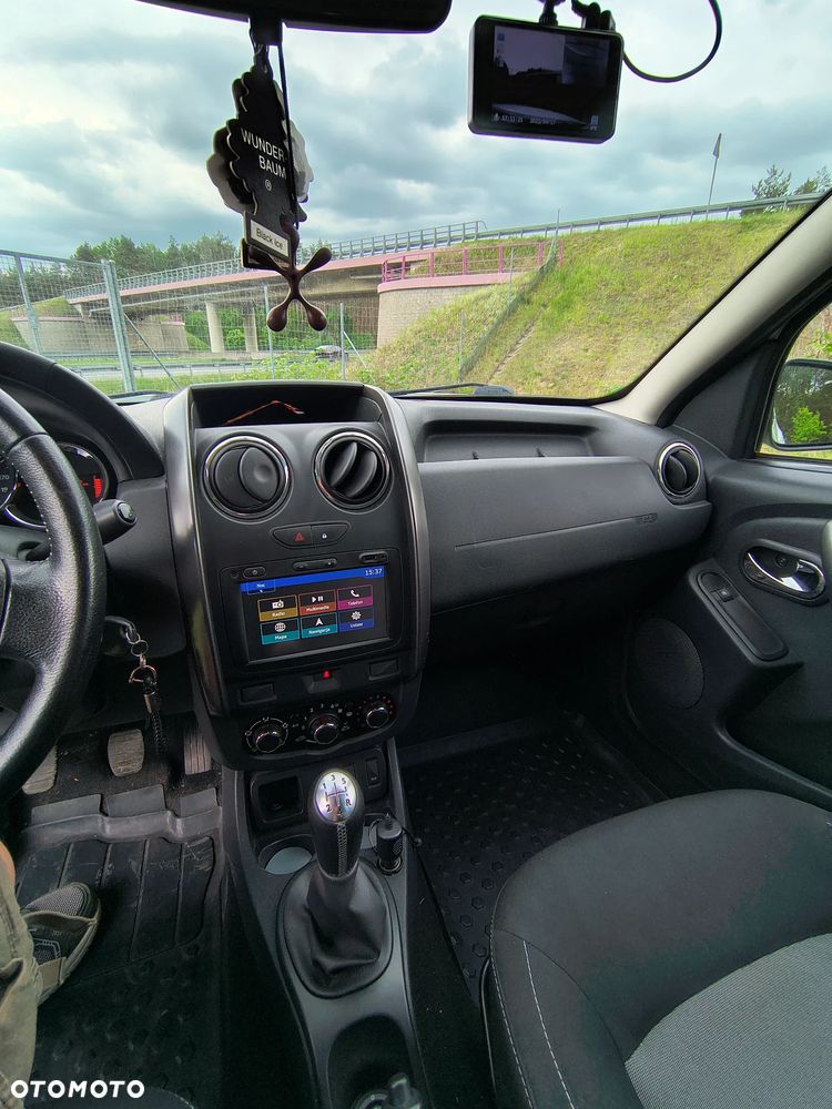 Dacia Duster 1.6 SCe S&S - 10