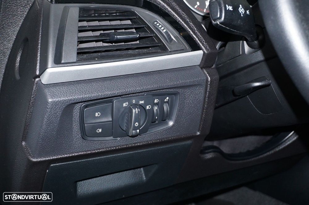 BMW 116 d Line Sport - 14