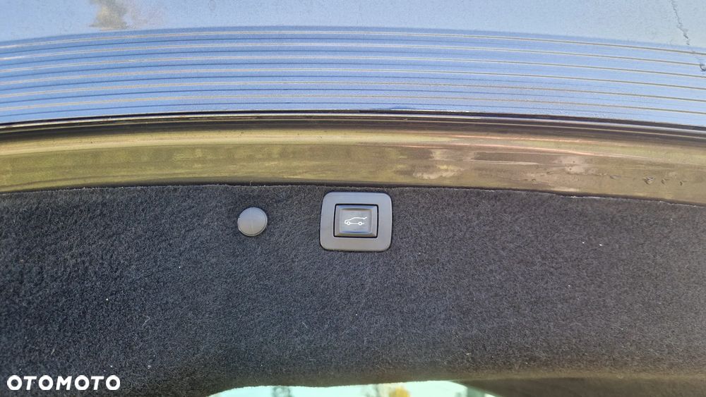 Opel Insignia 2.8 V6 Turbo 4x4 Automatik Cosmo - 18