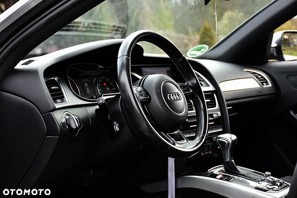 Audi A4 Avant 2.0 TDI DPF quattro S tronic S line Sportpaket - 31