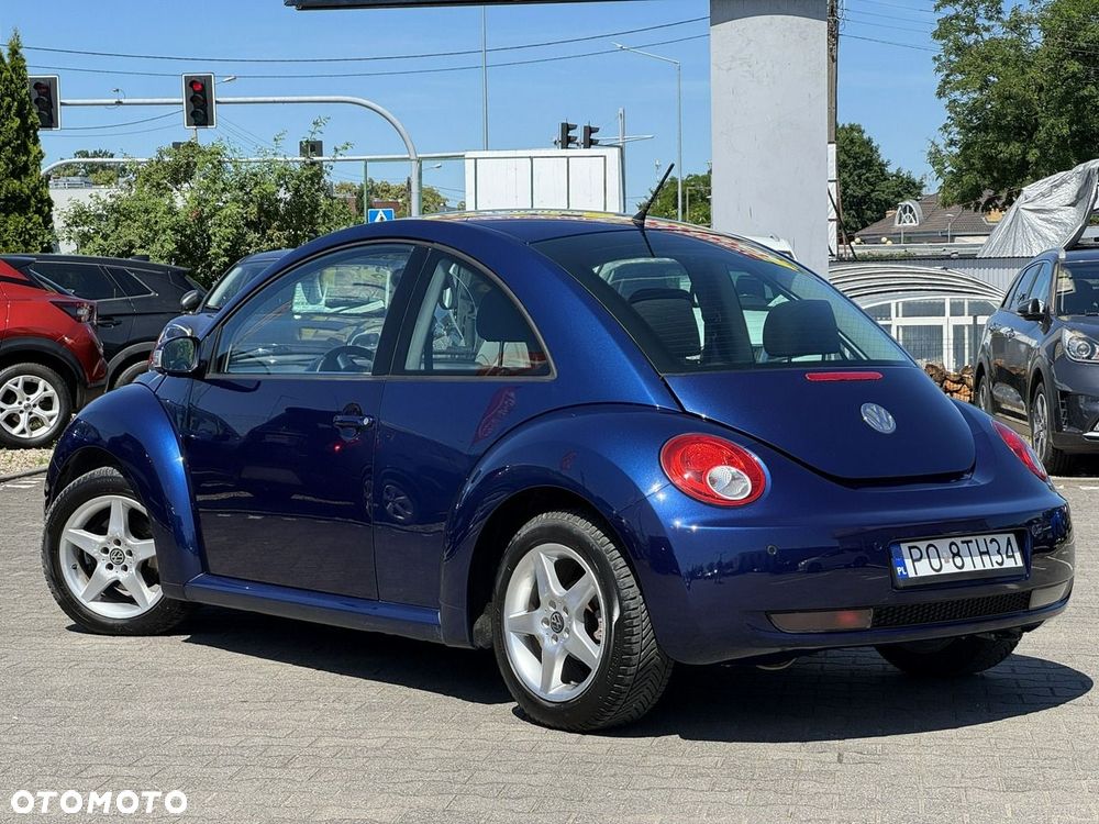 Volkswagen New Beetle 1.6 - 6