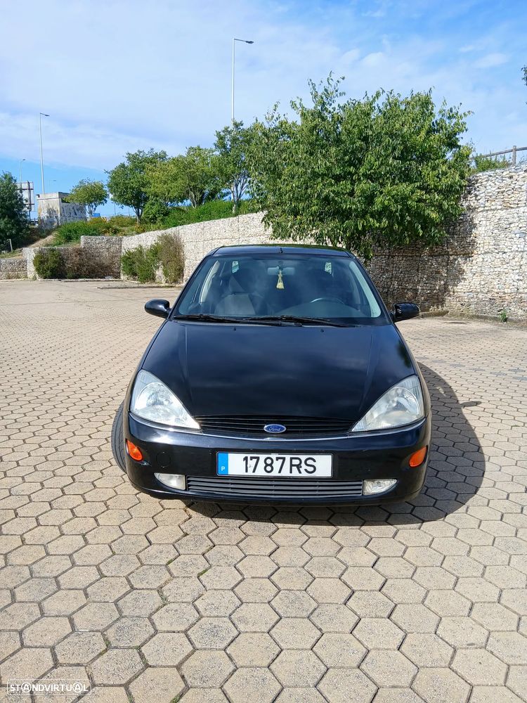 Ford Focus 1.8 TDdi Ghia - 3
