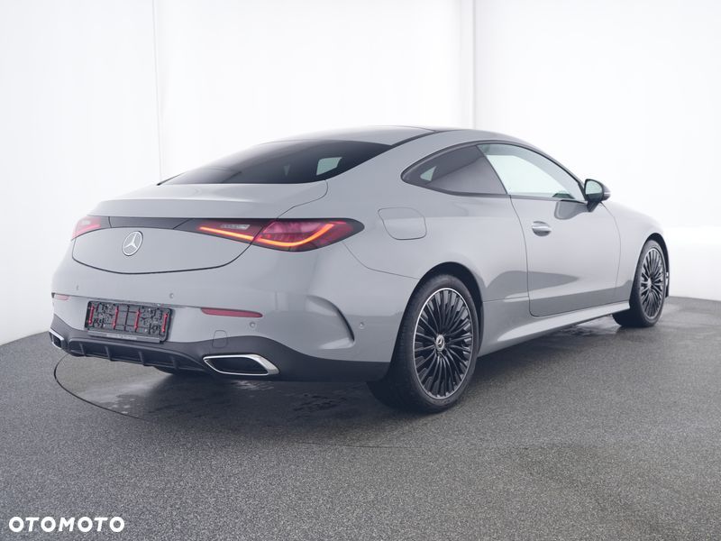 Mercedes-Benz CLE 200 4Matic 9G-TRONIC Edition AMG Line - 4