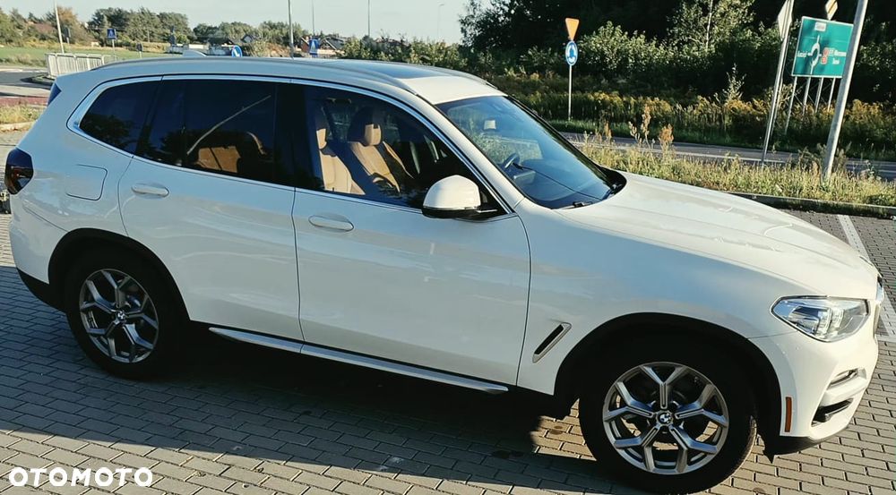 BMW X3 xDrive30i Luxury Line - 28