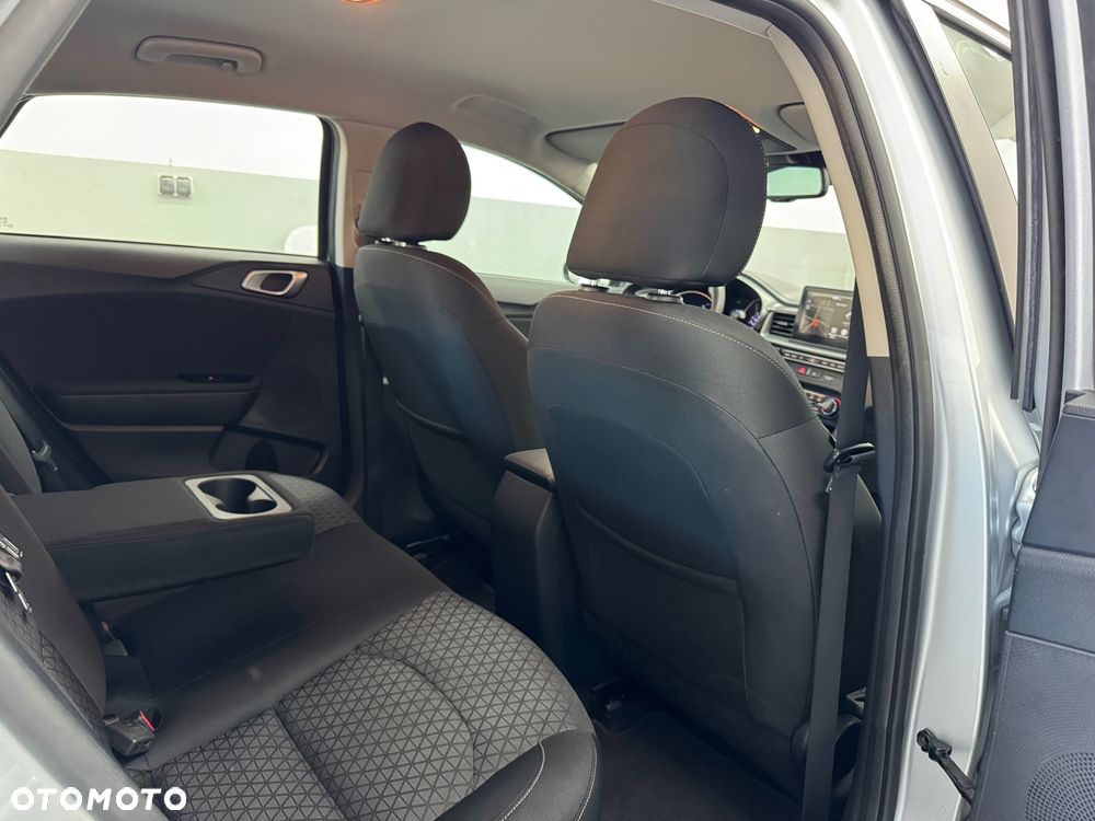 Kia Ceed 1.6 CRDi Edition 7 - 24