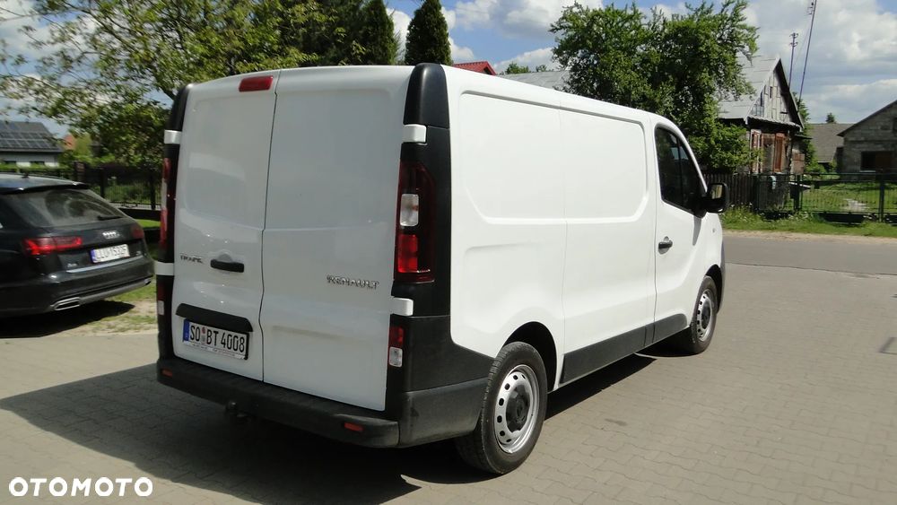 Renault Trafic - 13