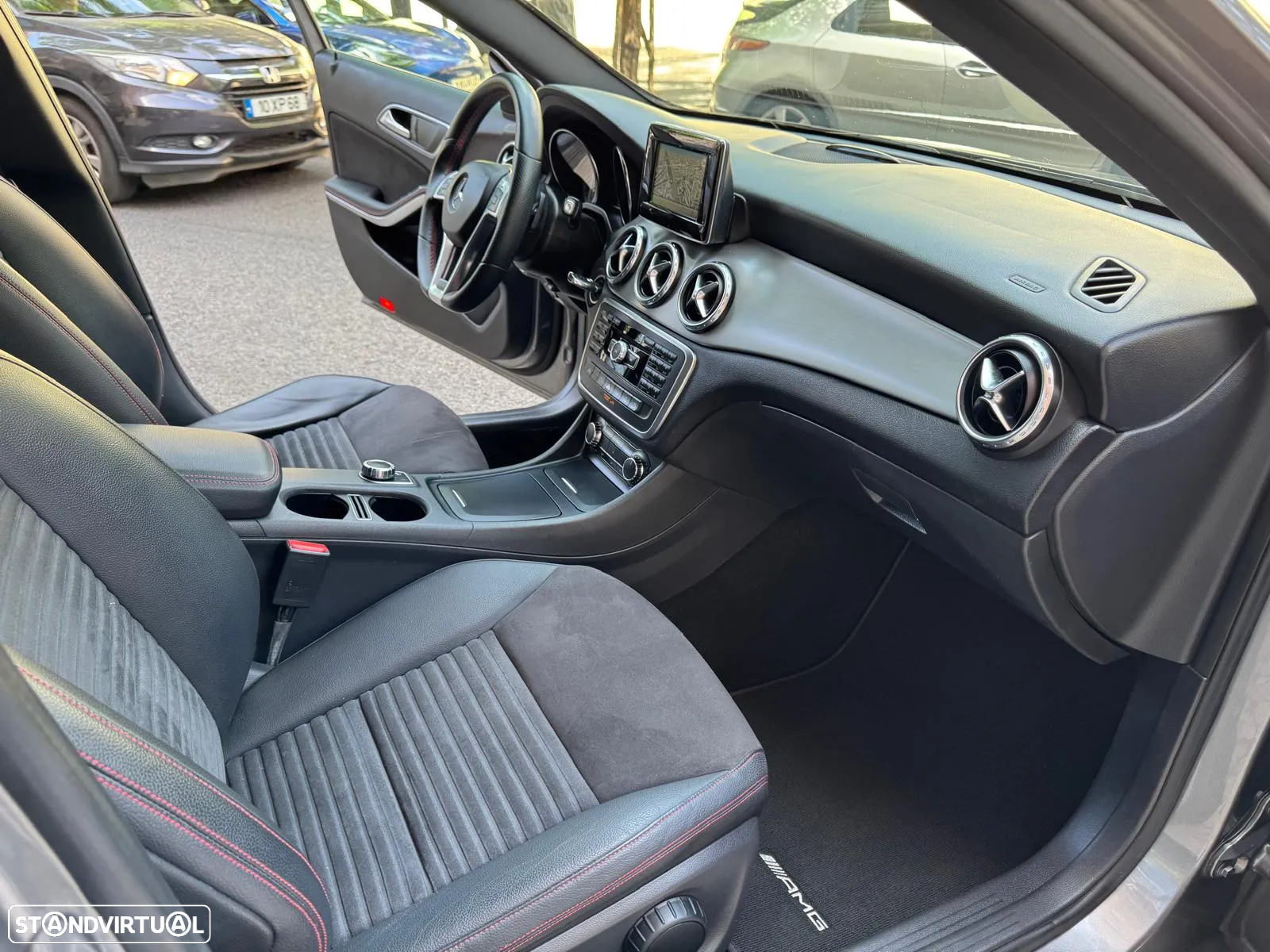 Mercedes-Benz GLA 220 CDi AMG Line 4-Matic - 20