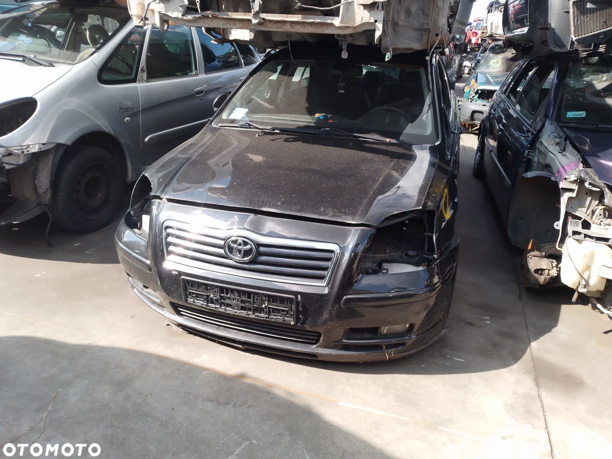 TOYOTA AVENSIS T25 2.0 VVT-i  03-06  209  ZDERZAK PRZÓD PRZEDNI - 1