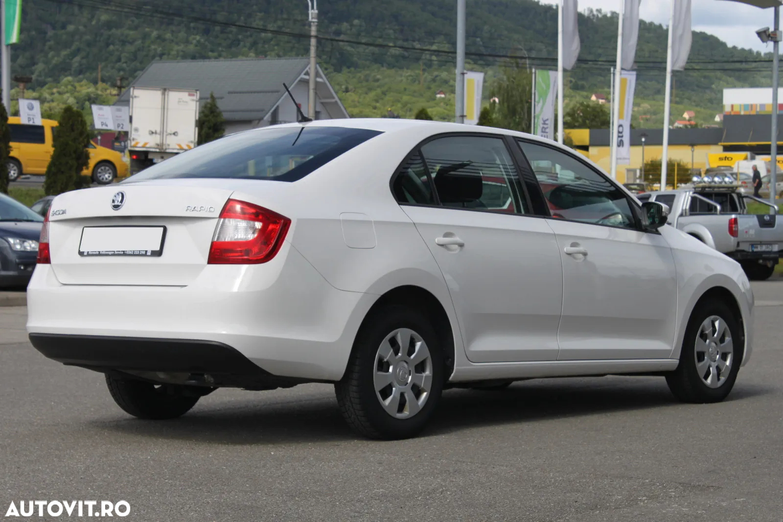 Skoda RAPID 1.2 TSI Ambition - 11