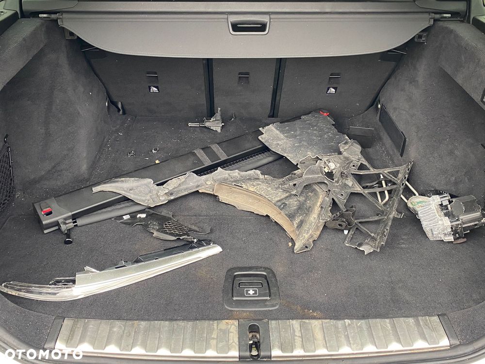 BMW Seria 3 320d xDrive - 15