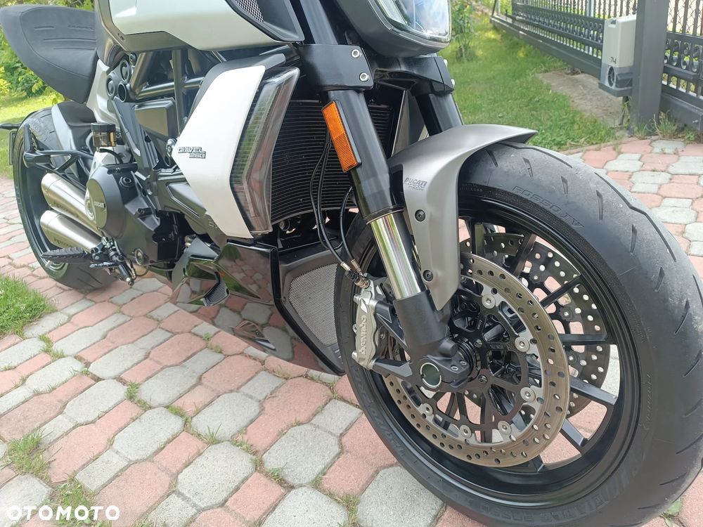 Ducati Diavel - 24