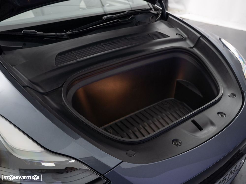 Tesla Model Y Long Range Tração Integral - 34