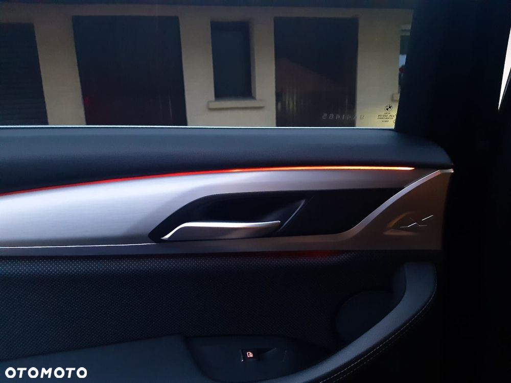 BMW X4 xDrive20d xLine sport - 20