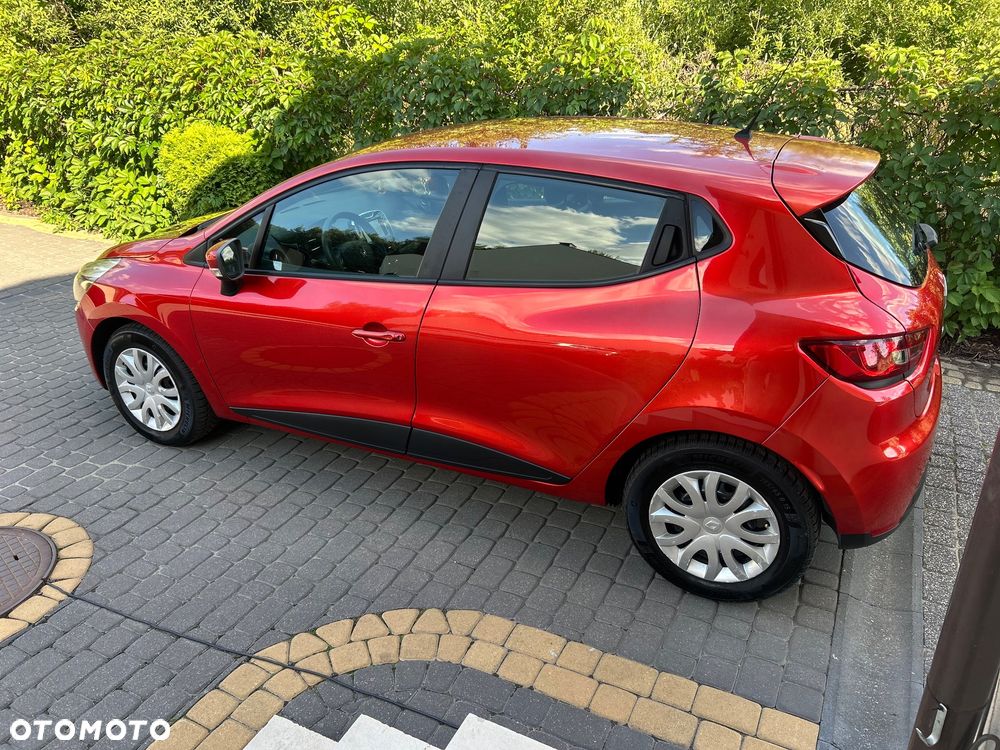 Renault Clio 1.2 16V 75 Authentique - 5