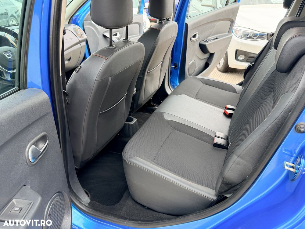 Dacia Sandero - 8