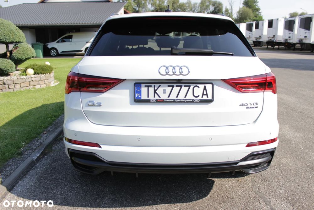 Audi Q3 40 TDI Quattro S Line S tronic - 4