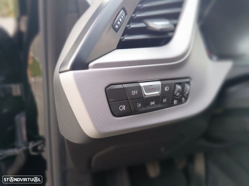 BMW 116 i Advantage - 12